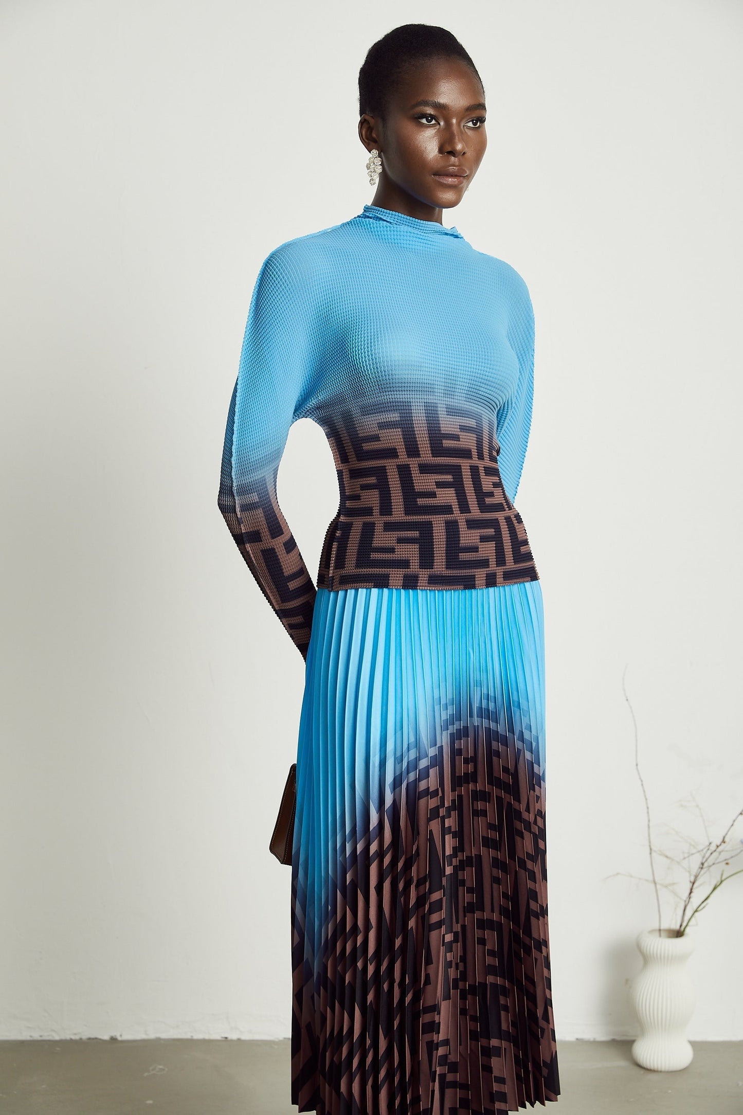 Désirée colorblock pleated top skirt matching set