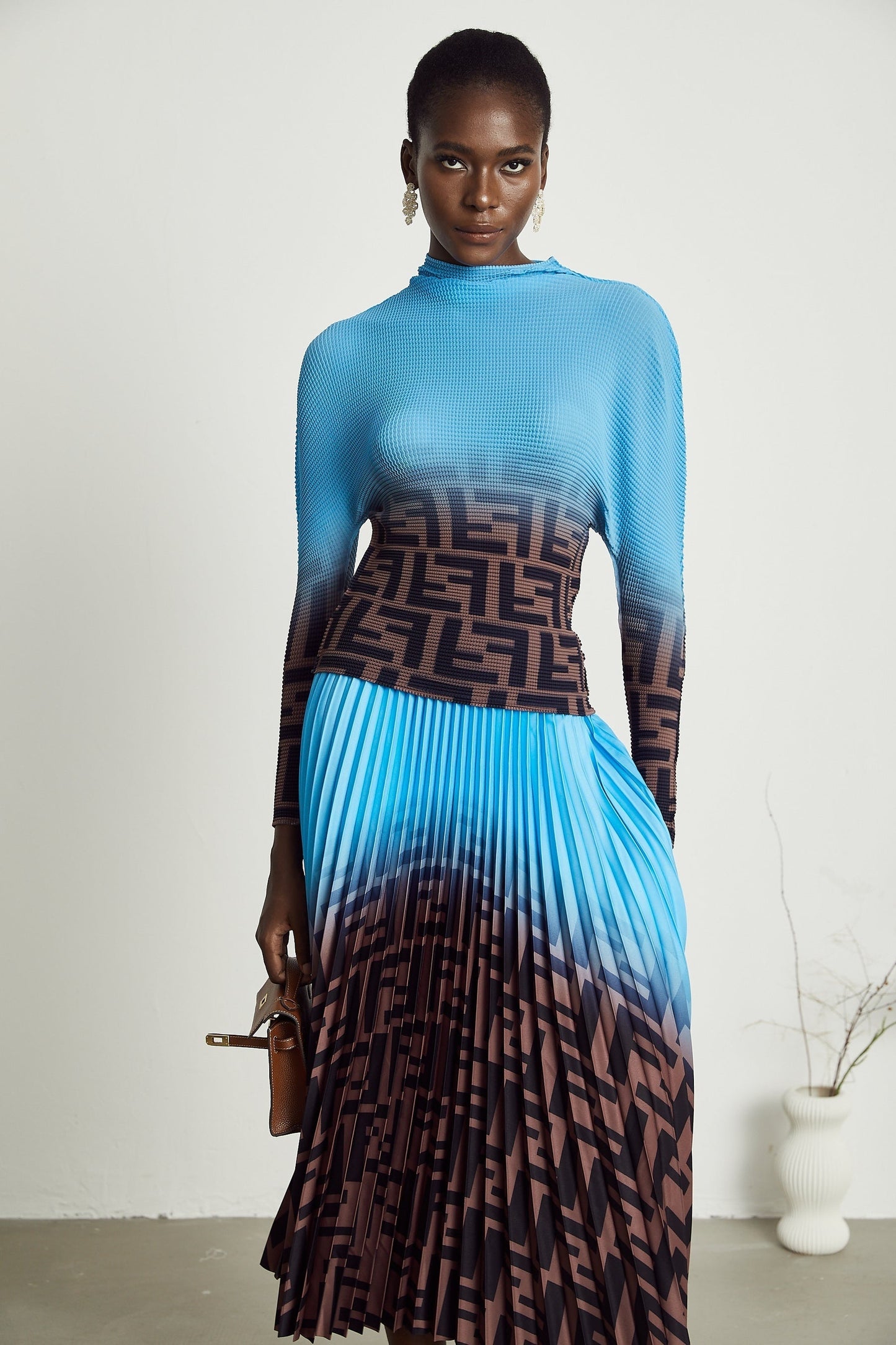 Désirée colorblock pleated top skirt matching set