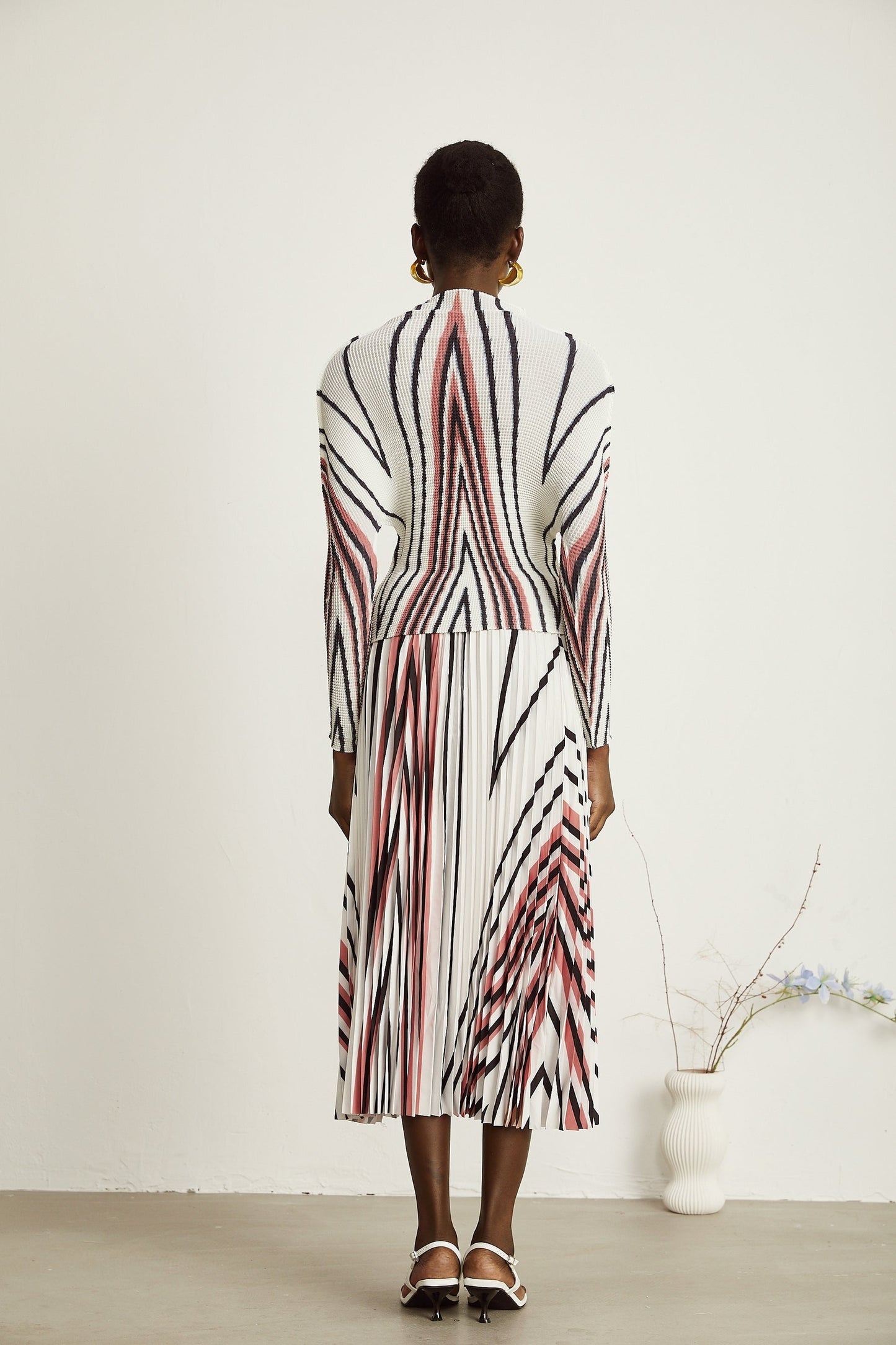 Désirée lineprint stretch top skirt matching set