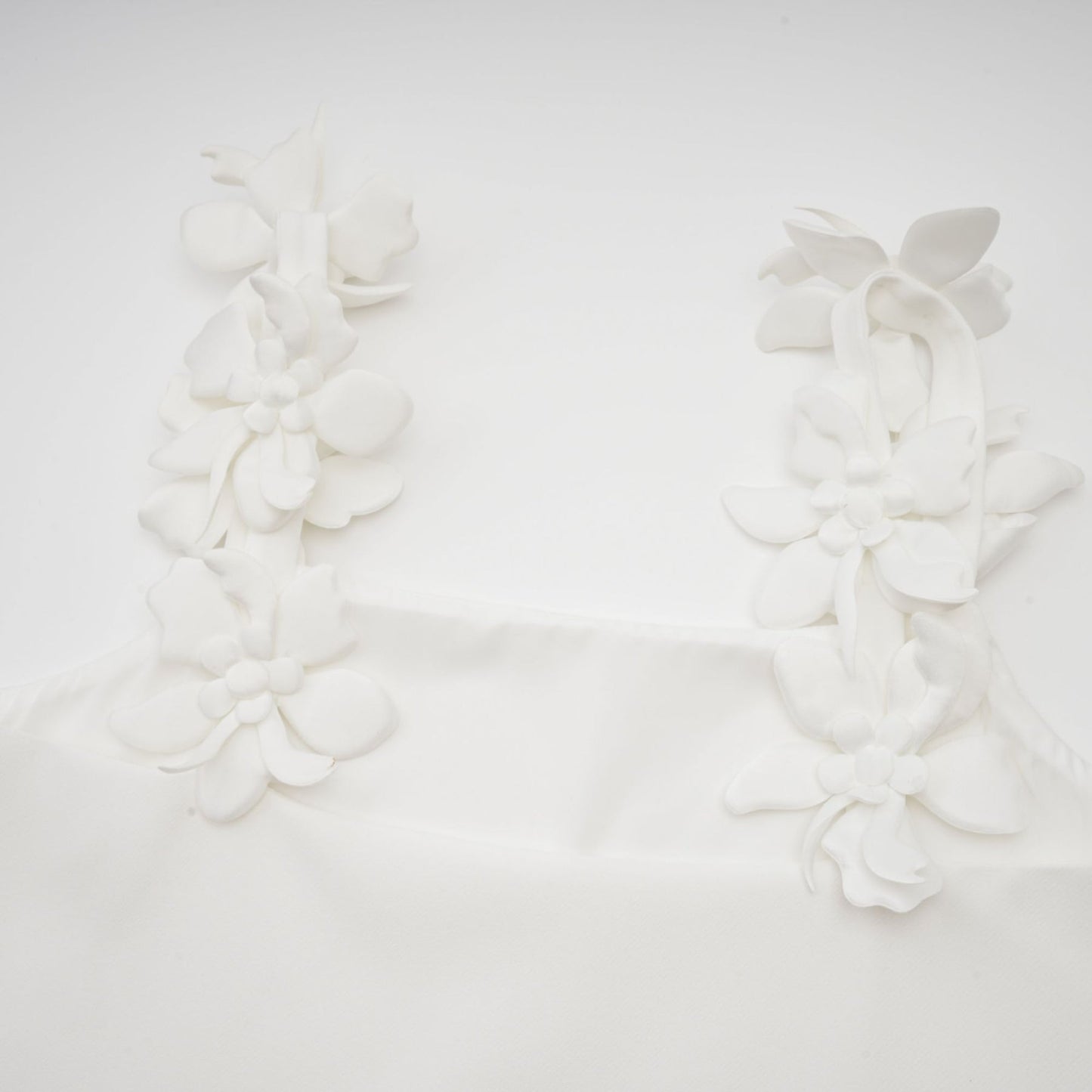Odette white fauxfloral top skirt matching set