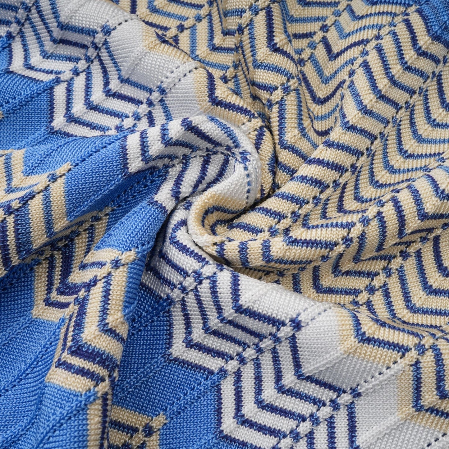 Daniela blue zigzagdesign knit top skirt matching set