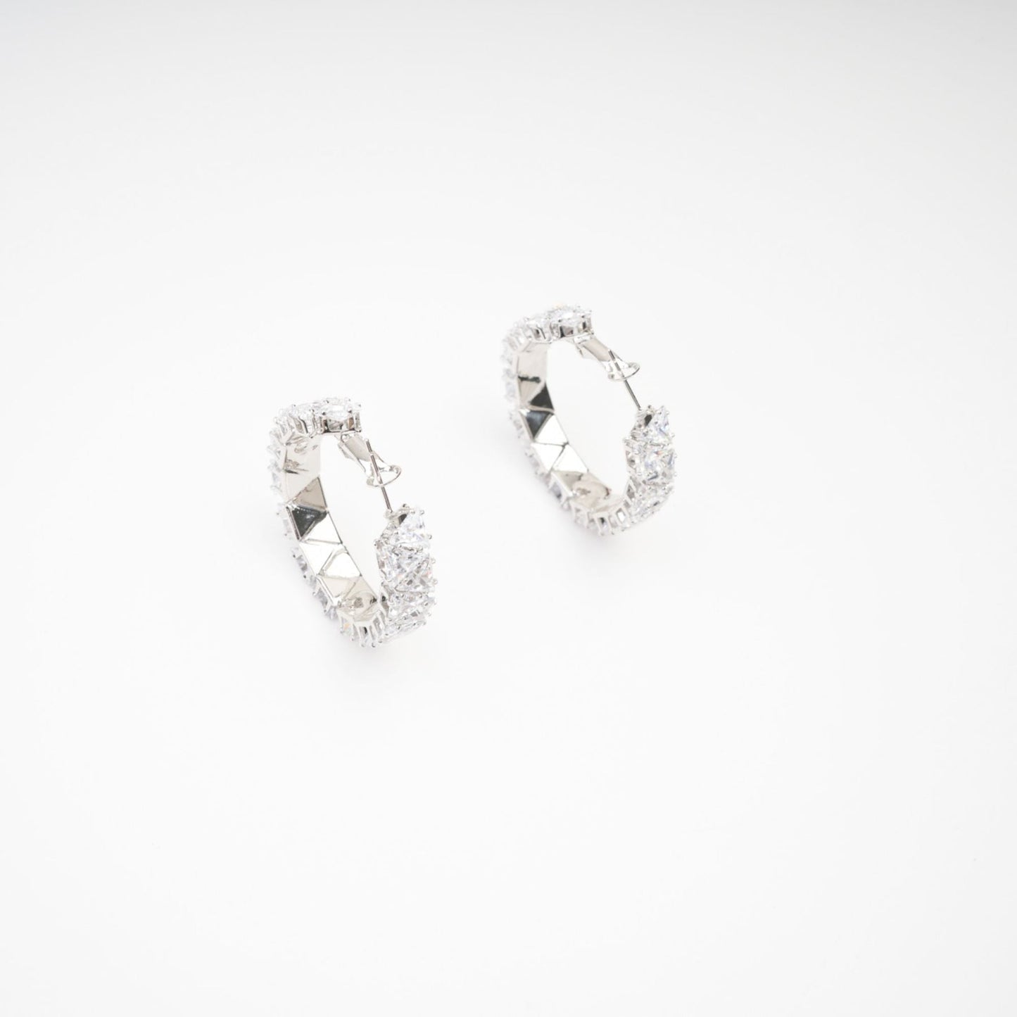 Léa crystalembellished circle earrings