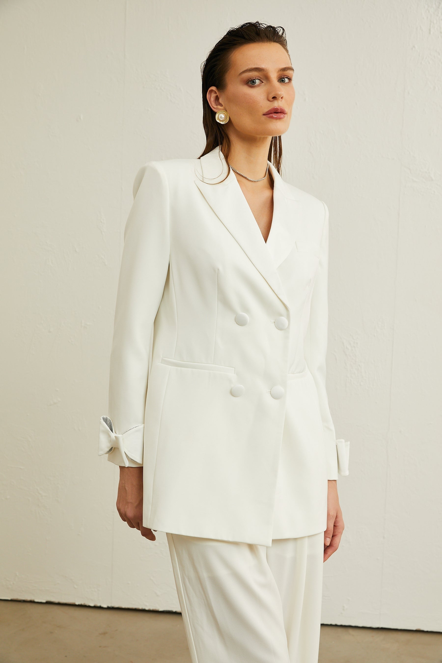 Margaux white bowembellished wool jacket