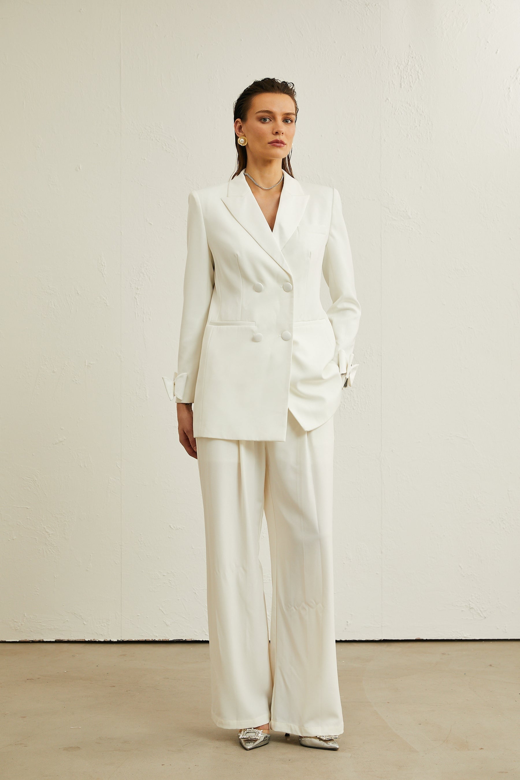 Margaux white bowembellished wool jacket