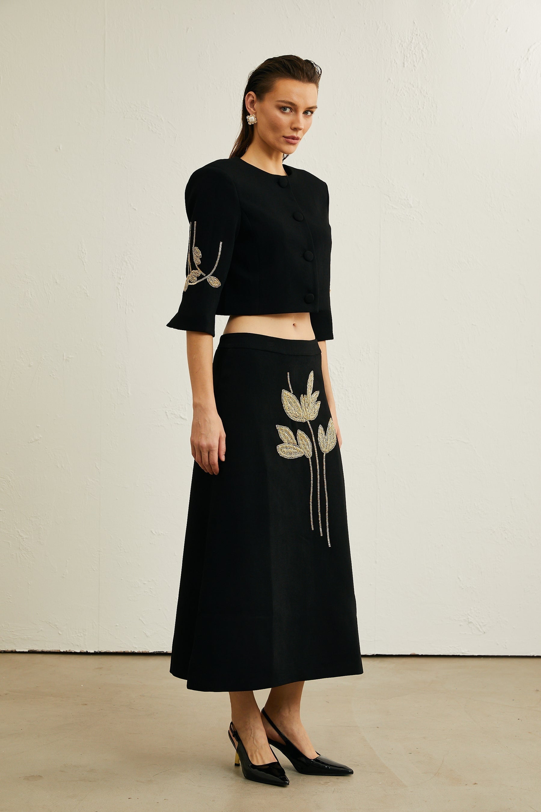 Pauline black floralappliqué jacket  skirt matching set