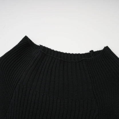 Émilie twistdetail highneck top