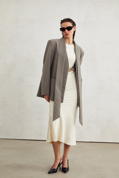 Béatrice grey collarless Vneck blazer