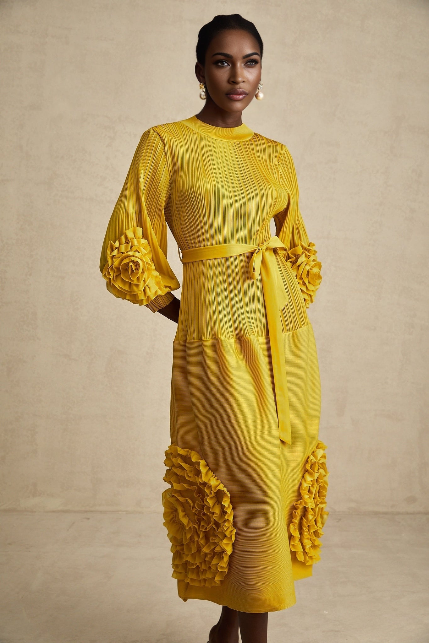 Aïda yellow 3dpetal ruffled midi dress