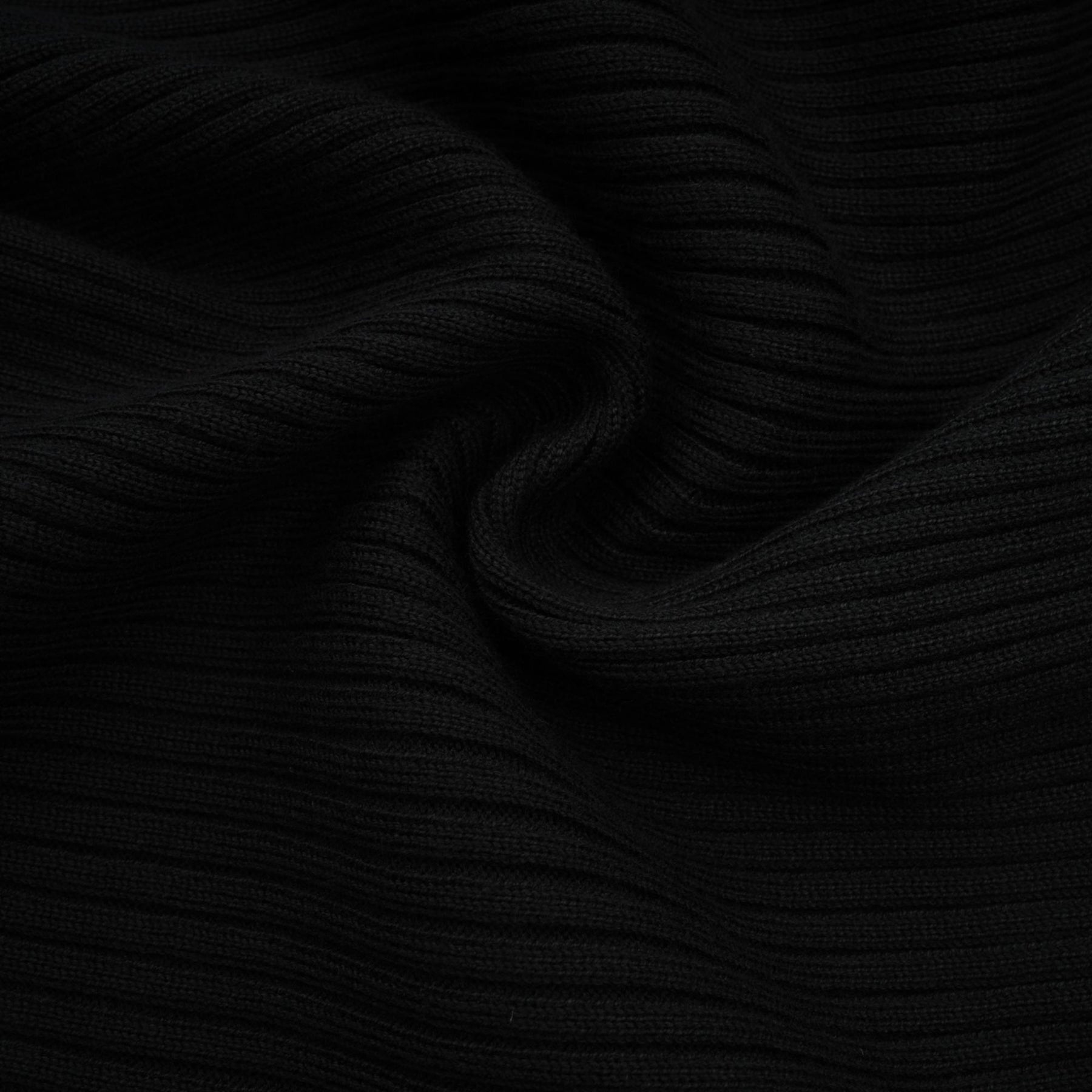 Émilie twistdetail highneck top