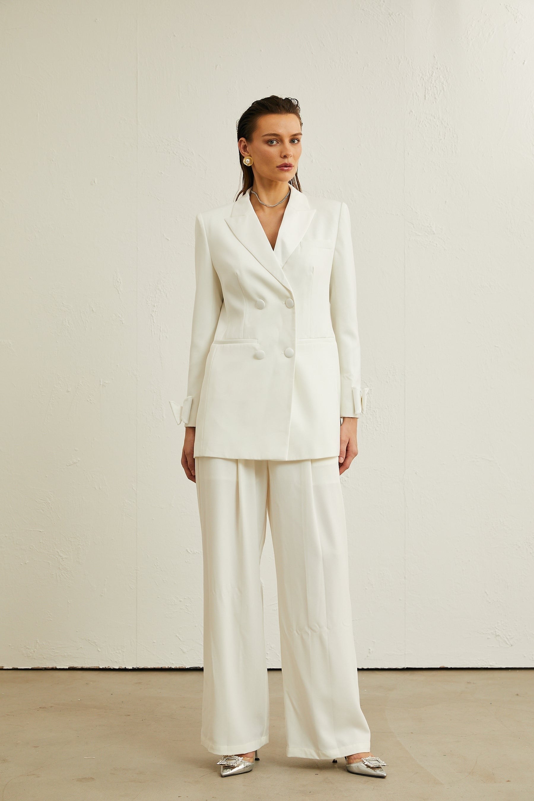 Margaux white bowembellished wool jacket