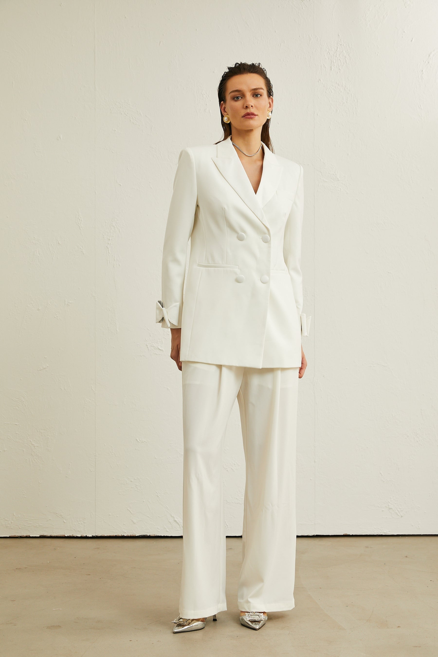 Margaux white bowembellished wool jacket