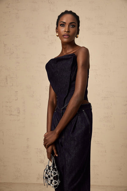 A dark blue offshoulder denim top from Kleber with a loose fit and exposed shoulders