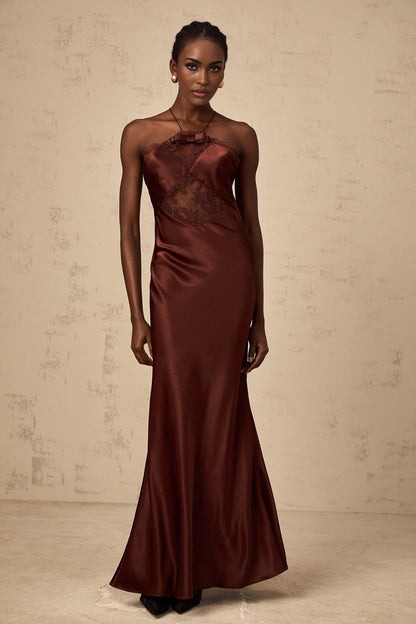 A long elegant winered maxi dress with satin fabric and lace panelling details named Eléonore