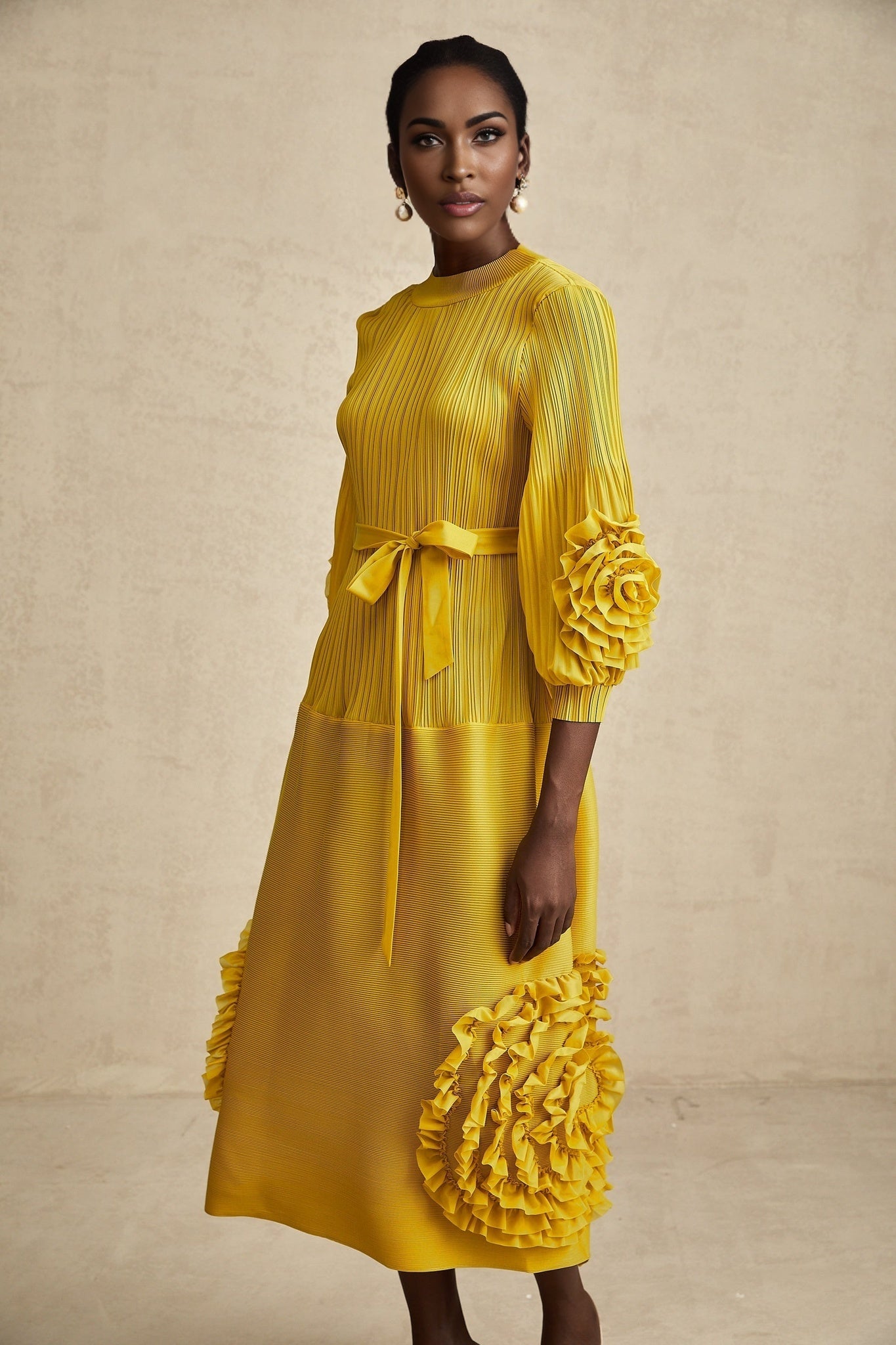 Aïda yellow 3dpetal ruffled midi dress