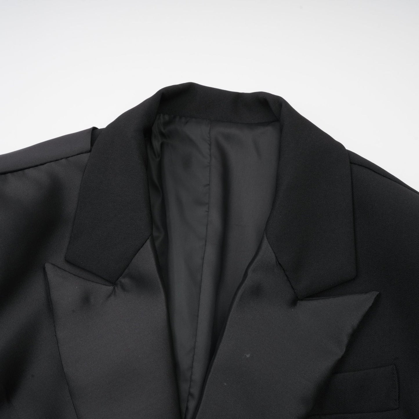 Capucine bowtie embellished blazer