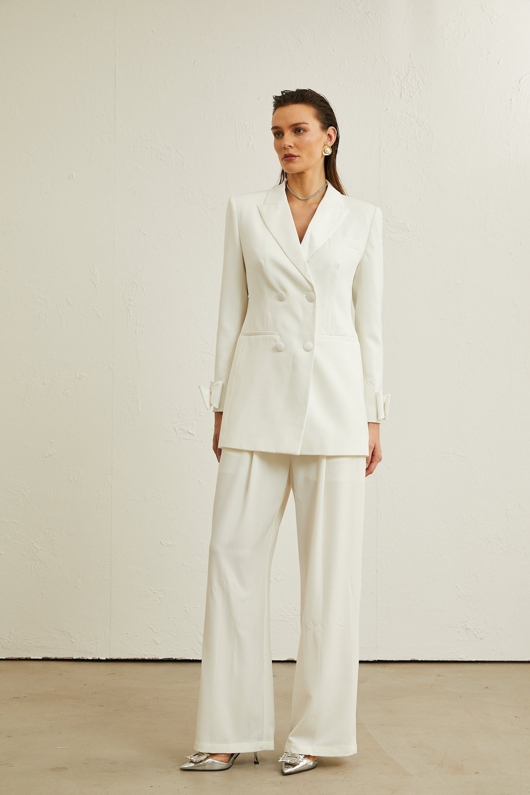 Margaux white bowembellished wool jacket