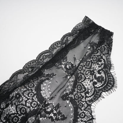Éléonore contrastcolor lacedetail maxi dress