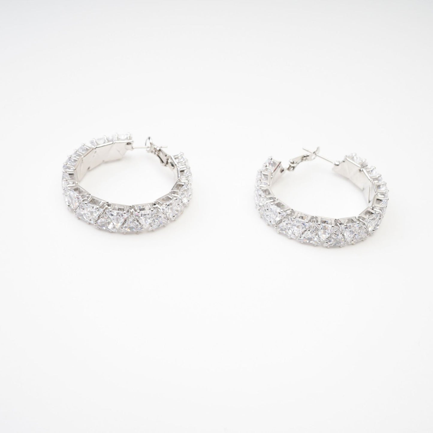 Léa crystalembellished circle earrings